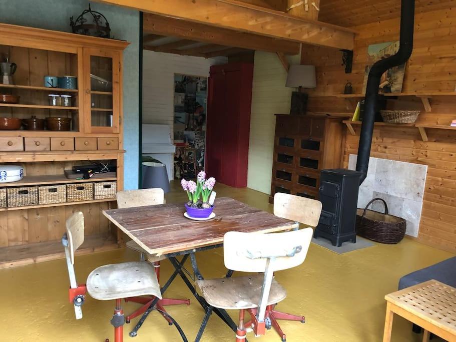 Appartamento Le Bon Chemin Ateliers Sainte-Nathalène Esterno foto